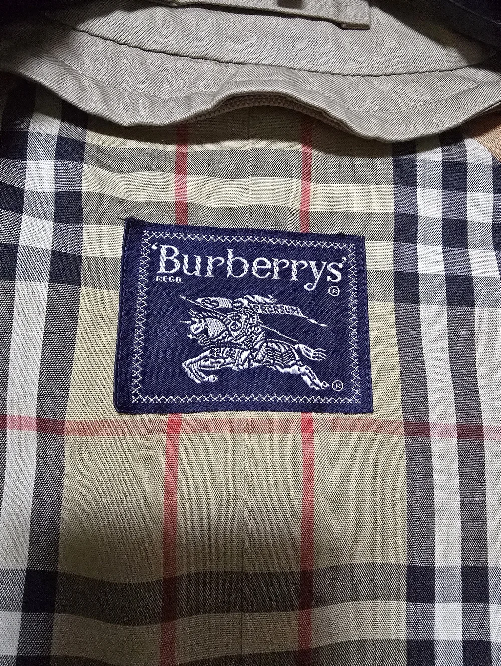 Vintage Burberry Beige Double-Breasted Trench Coat with Belt - Picture 6 of 10